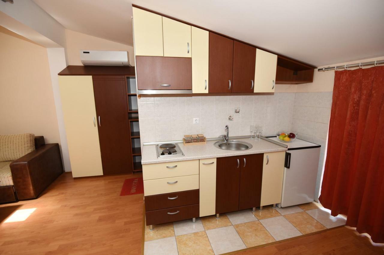 Darni Central Apartments - Bazaar Location With Free Parking Ohrid Exterior photo