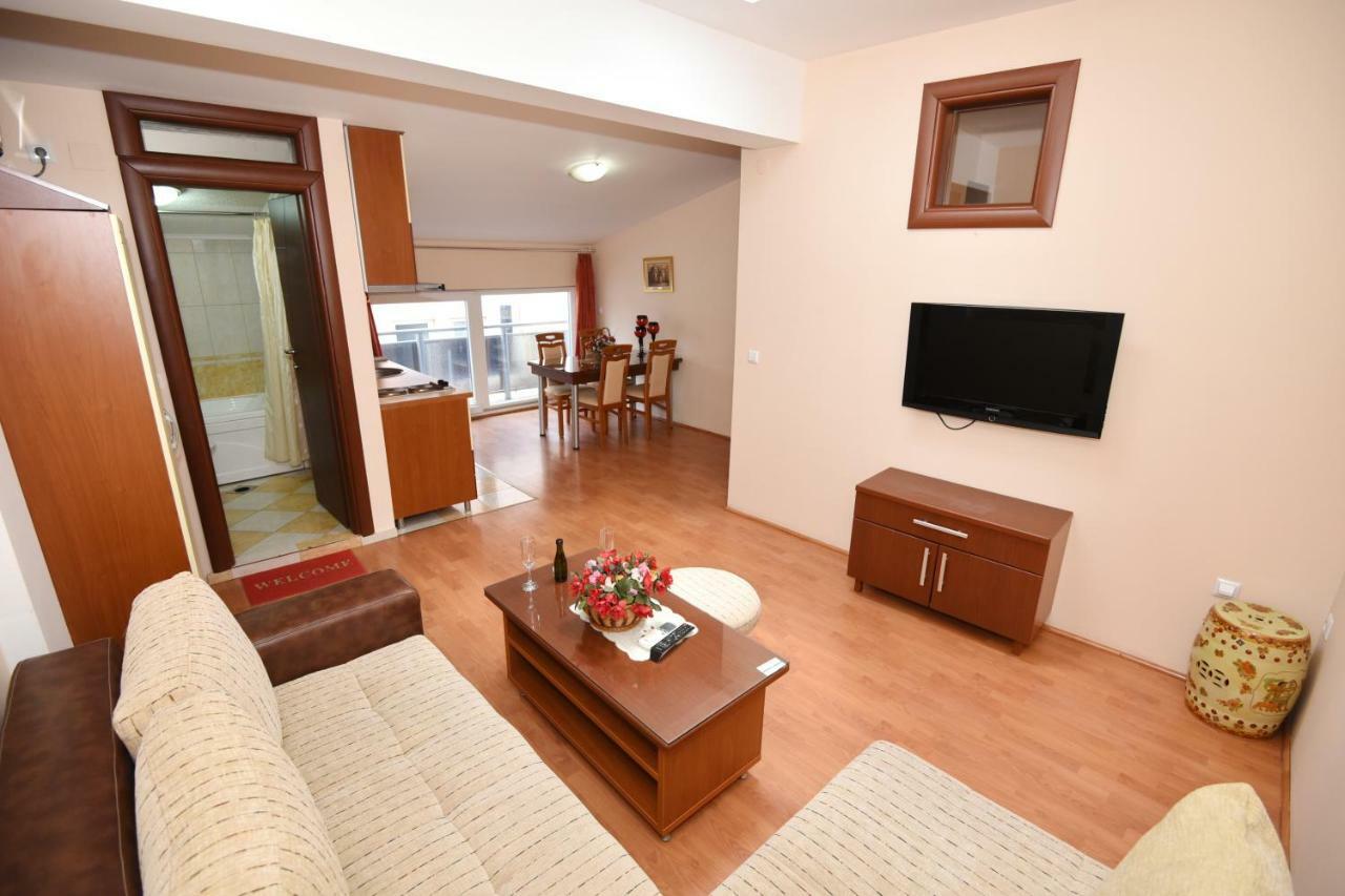 Darni Central Apartments - Bazaar Location With Free Parking Ohrid Exterior photo