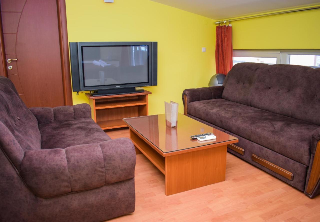 Darni Central Apartments - Bazaar Location With Free Parking Ohrid Exterior photo